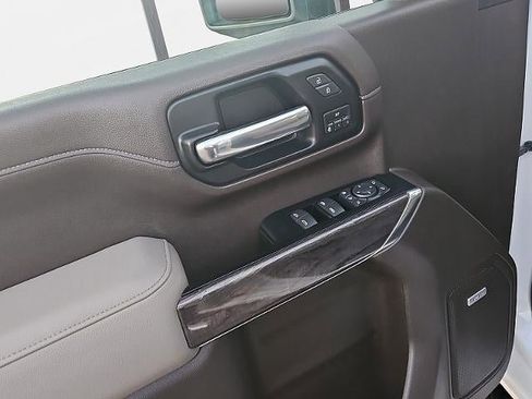 Used 2020 Chevrolet Silverado 2500 LTZ w/ LTZ Premium Package image 26