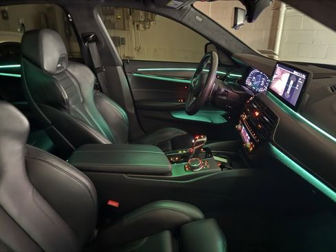 Used 2023 BMW M5 image 18