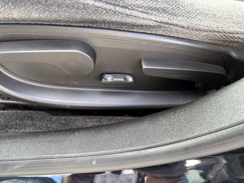 Used 2012 Chevrolet Impala LT FWD image 10