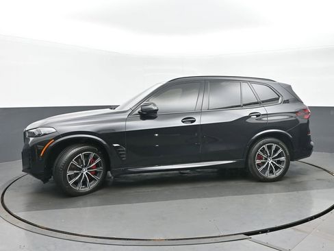 Used 2024 BMW X5 xDrive40i w/ M Sport Package image 6