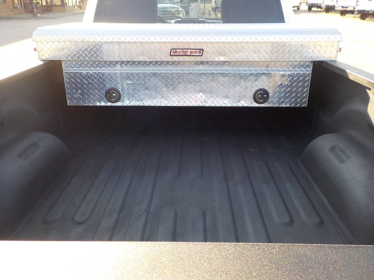 Used 2021 RAM 2500 Tradesman w/ Chrome Appearance Group AWD/4WD image 5