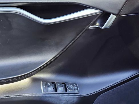 Used 2016 Tesla Model S 75D image 23