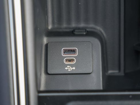 New 2025 Ford Expedition Max Platinum w/ Stealth Performance Package image 35