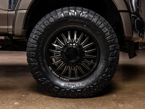 Used 2023 Ford F450 Lariat w/ Lariat Ultimate Package image 12