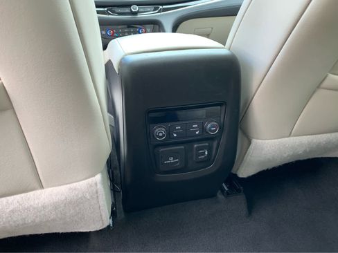 Used 2024 Buick Enclave Avenir w/ Avenir Technology Package FWD image 27