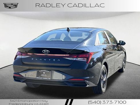 Used 2022 Hyundai Elantra SEL image 7