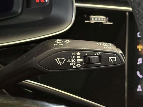 Used 2023 Audi Q7 3.0T Premium w/ Convenience Package image 23