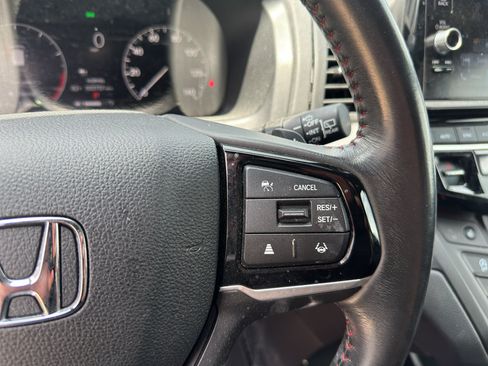 Used 2025 Honda Odyssey Sport-L image 28