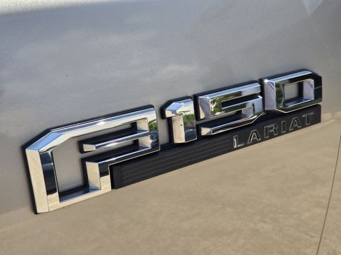 Certified 2018 Ford F150 Lariat w/ Equipment Group 502A Luxury RWD image 8