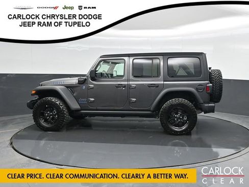 Used 2025 Jeep Wrangler Sport image 8
