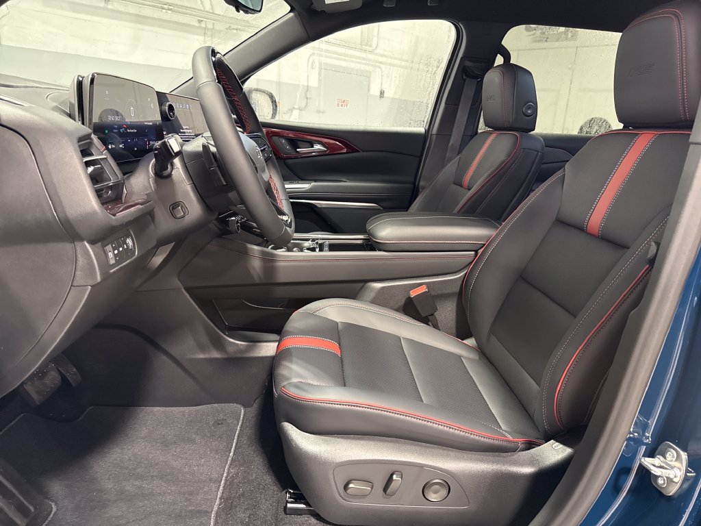 New 2027 Chevrolet Traverse RS AWD/4WD image 23
