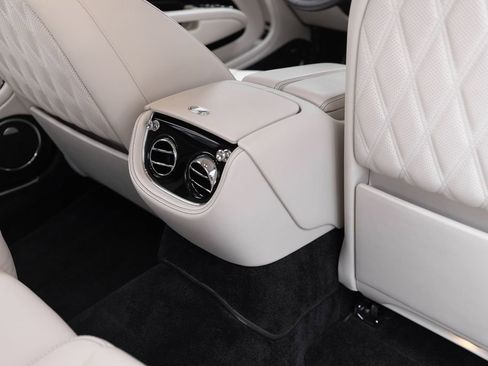 Used 2020 Bentley Mulsanne Speed RWD image 29