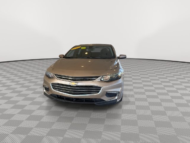 Used 2018 Chevrolet Malibu LT FWD image 4