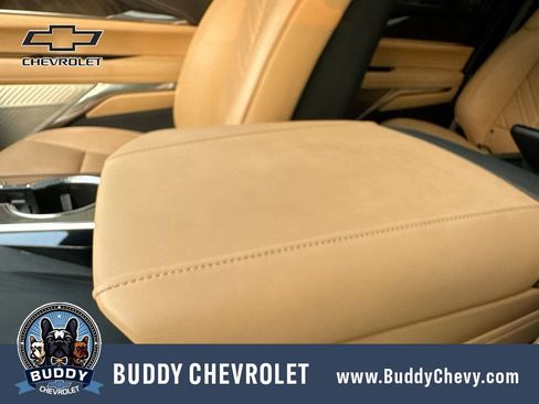 Used 2025 Cadillac Escalade IQ Sport 2 AWD/4WD image 23