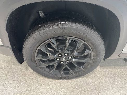 New 2026 Chevrolet Traverse LT w/ Midnight/Sport Edition image 7