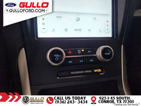 Used 2023 Ford Edge SEL image 26