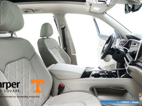 Used 2025 Volkswagen Atlas SEL Premium R-Line image 36