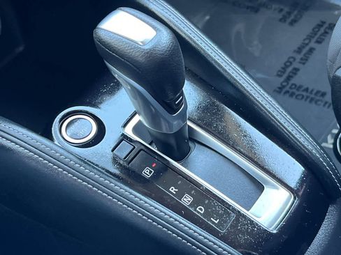 Used 2020 Nissan Kicks SV image 26