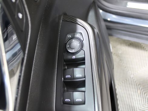 Used 2019 GMC Acadia SLT image 7