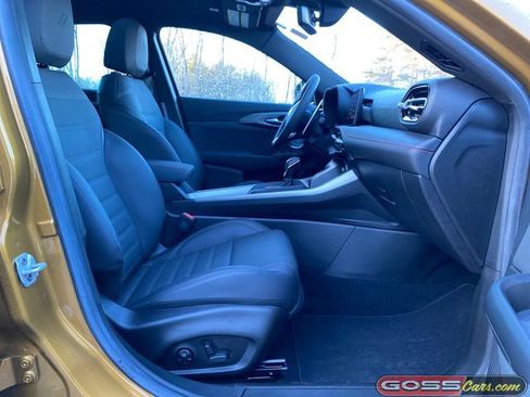 Certified 2024 Dodge Hornet R/T Plus w/ R/T Blacktop Package AWD/4WD image 5