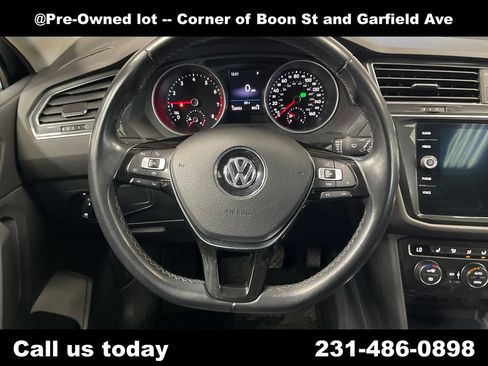 Used 2019 Volkswagen Tiguan SE w/ Panoramic Sunroof Package AWD/4WD image 20