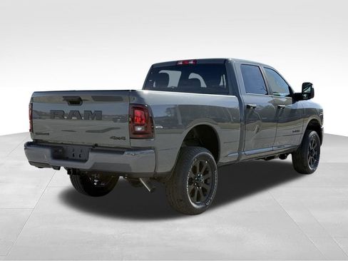 New 2026 RAM 2500 Big Horn AWD/4WD image 6