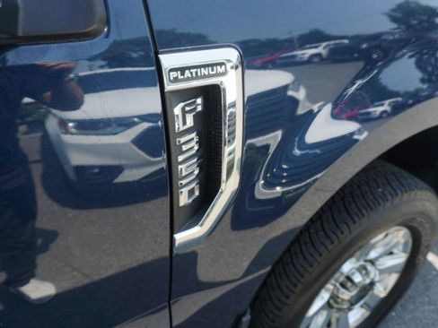 Used 2019 Ford F350 Platinum w/ Platinum Ultimate Package AWD/4WD image 8