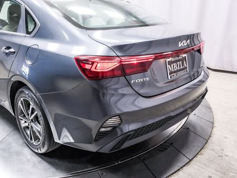 Used 2022 Kia Forte LXS image 8