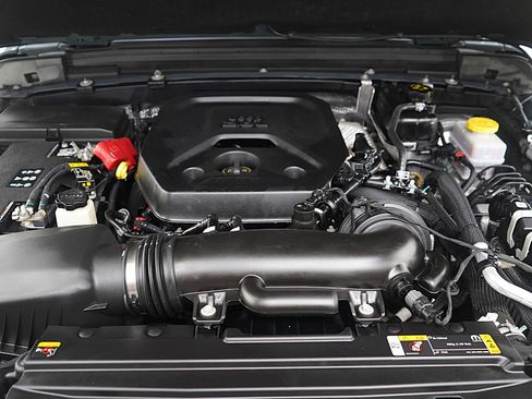 Used 2024 Jeep Wrangler Willys image 31