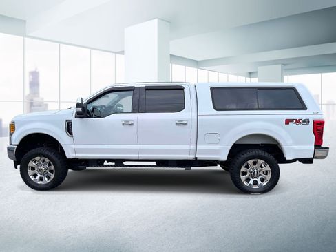 Used 2017 Ford F250 Lariat w/ Chrome Package AWD/4WD image 2