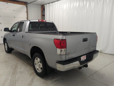 Used 2012 Toyota Tundra 4x4 Double Cab image 2