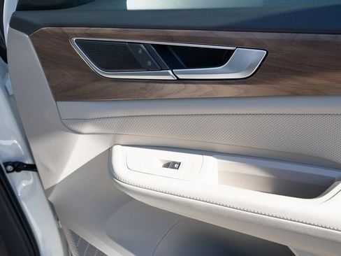 New 2026 Volkswagen Atlas SE image 45