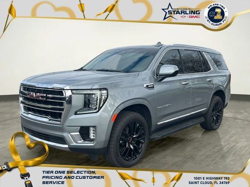Used 2023 GMC Yukon SLT image 1