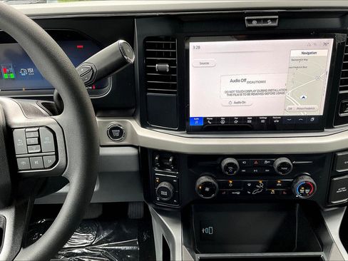 New 2026 Ford F250 XLT w/ XLT Premium Package image 7