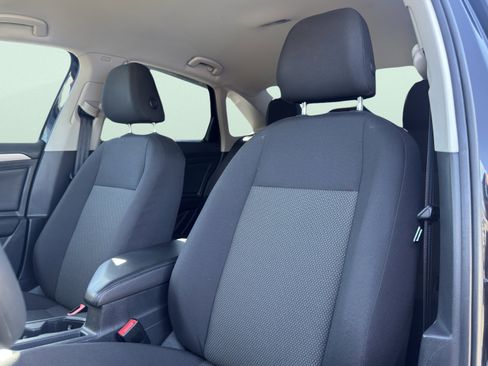 Used 2021 Volkswagen Jetta R-Line image 18