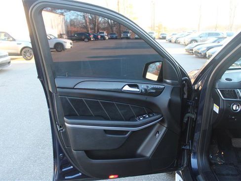 Used 2014 Mercedes-Benz GL 550 GL 550 image 10