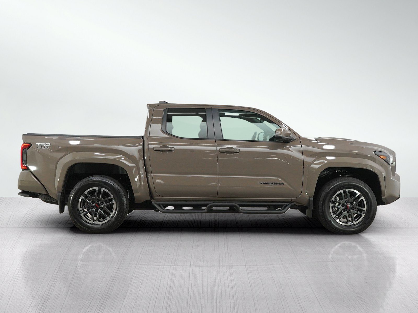 Used 2026 Toyota Tacoma TRD Sport w/ TRD Sport Upgrade Package AWD/4WD image 6
