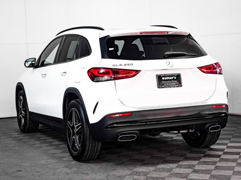 Certified 2022 Mercedes-Benz GLA 250 image 2