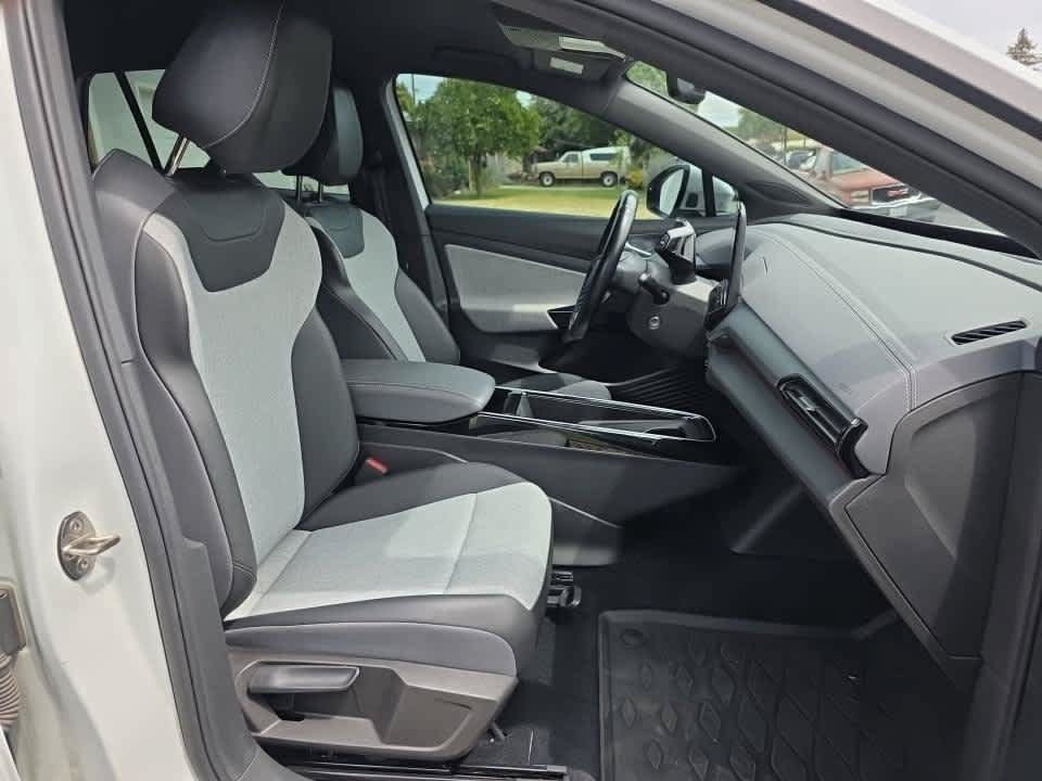 Used 2023 Volkswagen ID.4 Pro RWD image 11