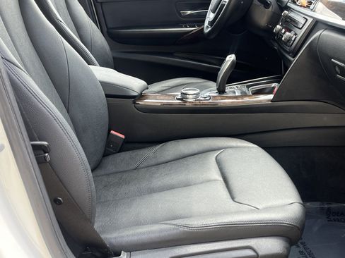 Used 2014 BMW 328i Sedan RWD image 32