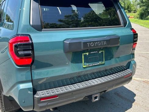 Used 2025 Toyota 4Runner TRD Off-Road Premium w/ Tow Technology Package AWD/4WD image 13
