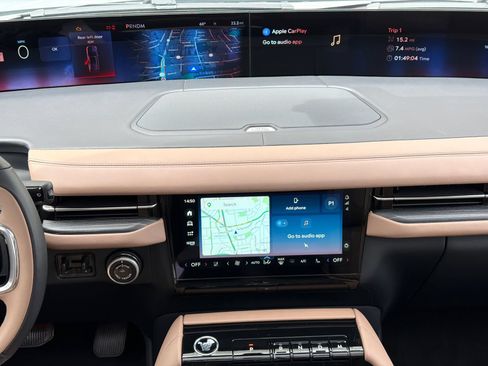 New 2026 Lincoln Navigator Black Label AWD/4WD image 22
