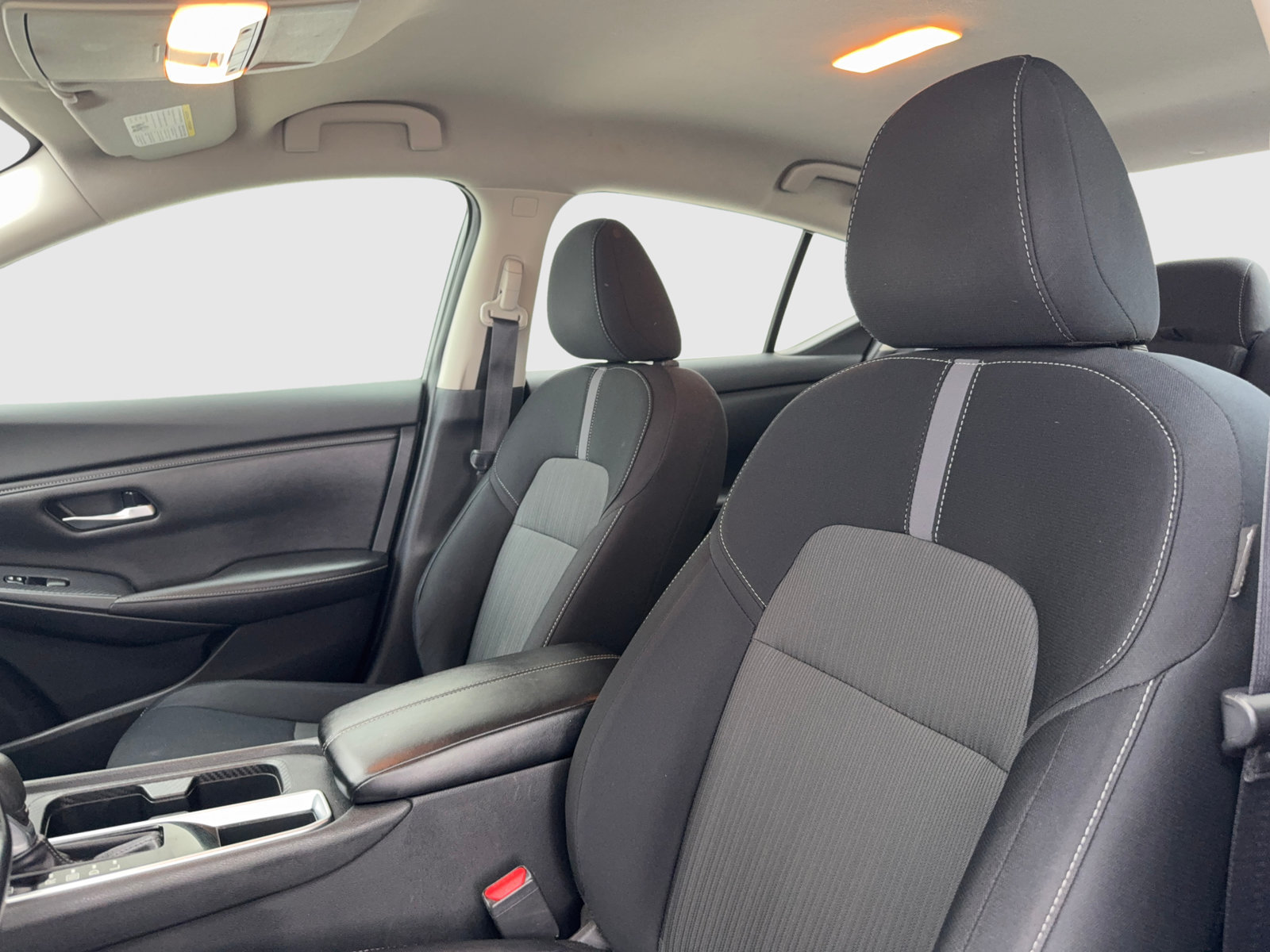 Used 2021 Nissan Sentra SV FWD image 15