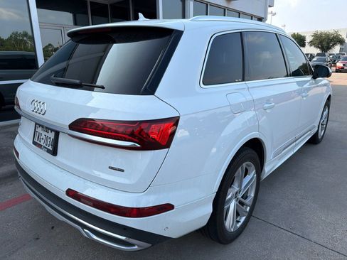 Used 2021 Audi Q7 2.0T Premium Plus w/ Premium Plus Package AWD/4WD image 6