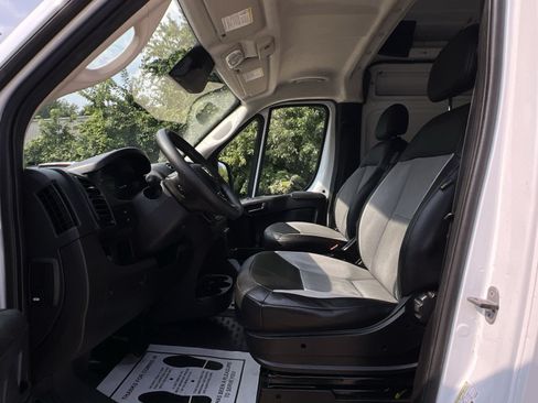 Used 2023 RAM ProMaster 2500 FWD image 18