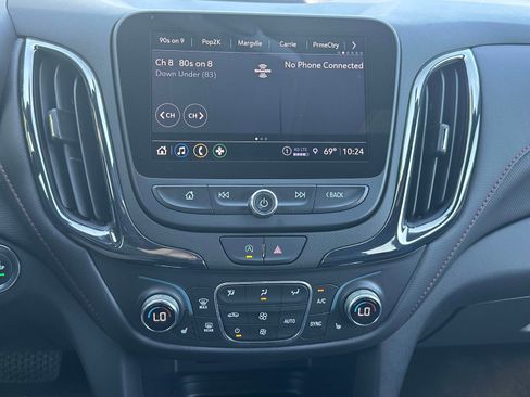 Used 2023 Chevrolet Equinox RS w/ RS Leather Package FWD image 9