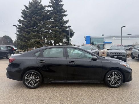 Used 2024 Kia Forte GT-Line image 2