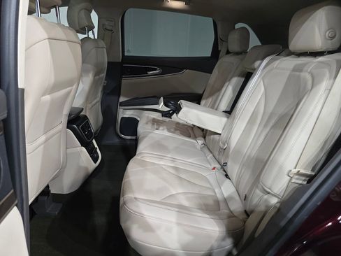 Used 2019 Lincoln Nautilus Reserve w/ Driver Assistance Package image 33