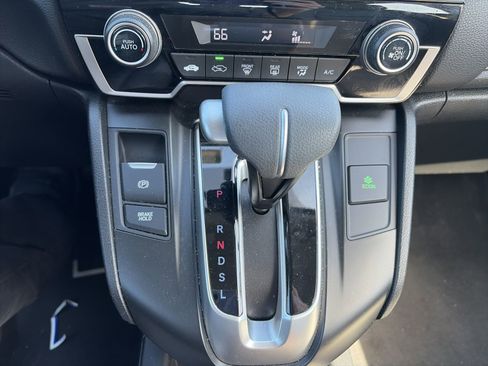 Used 2019 Honda CR-V LX image 18