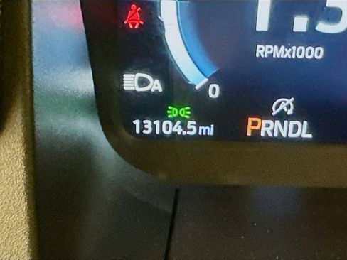 Used 2025 Ford Explorer Platinum w/ LUX Leather Package image 19